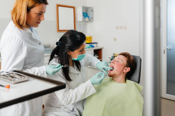 Best Orthodontic Emergency Dentist in Clay City, IN
